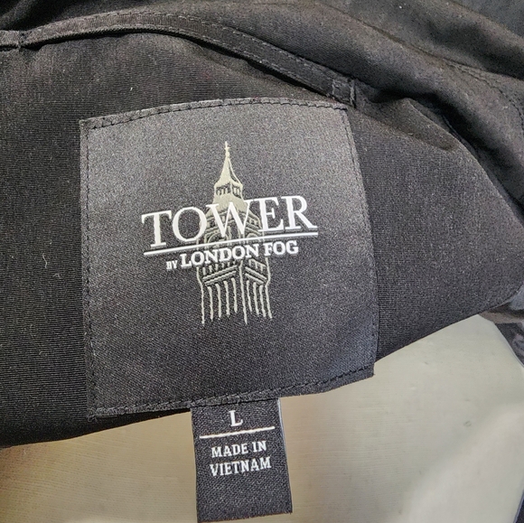 London Fog rain jacket - Picture 8 of 8